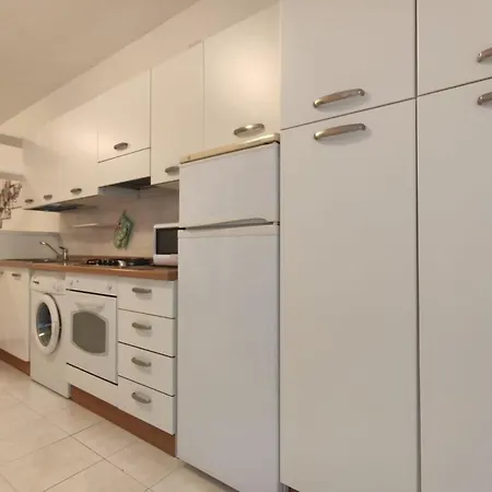 Bafile 18 - Piazza Marconi - - 50 Mt Dal Mare 利多迪迪耶索洛